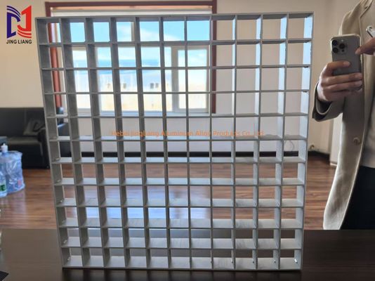 सजावट परियोजनाओं के लिए अनुकूलन योग्य एल्यूमीनियम मिश्र धातु ग्रिल